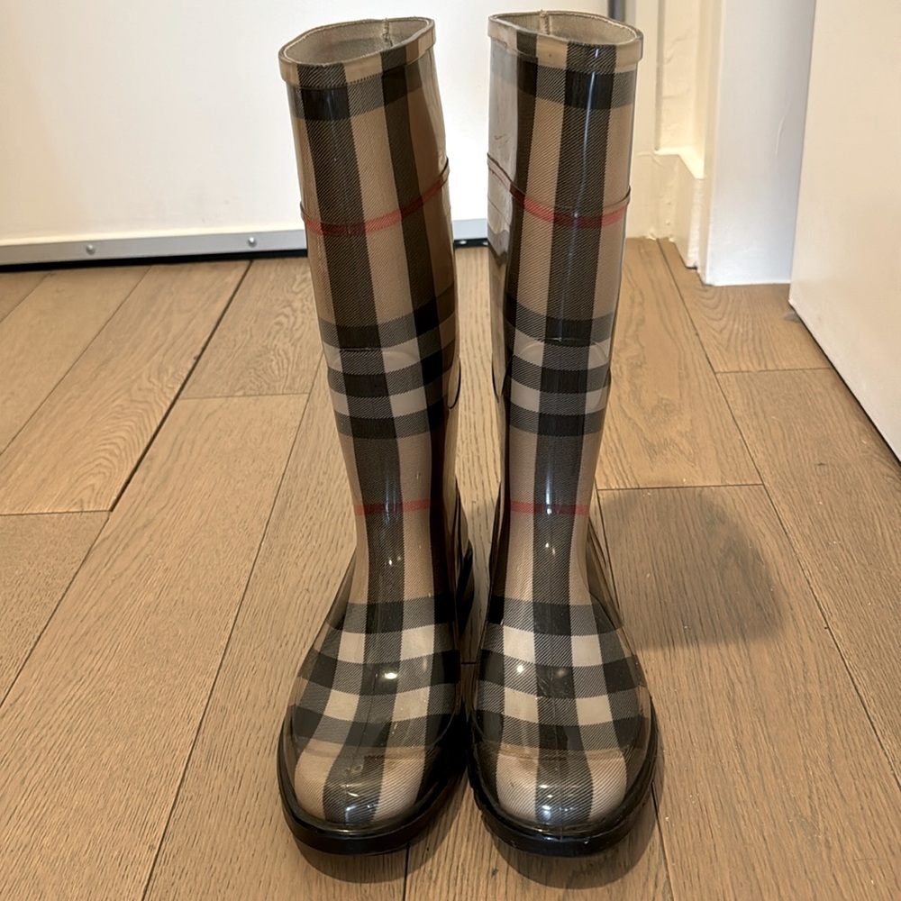 BURBERRY Rubber Printed Rain Boots